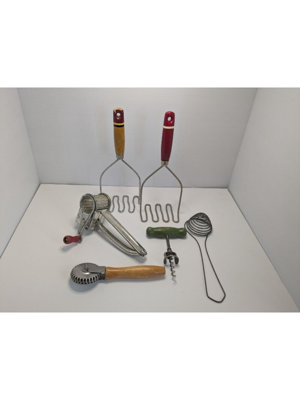 Vintage Kitchen Utensil Lot Potato Mashers Grater Pastry Cutter Corkscrew Wire W